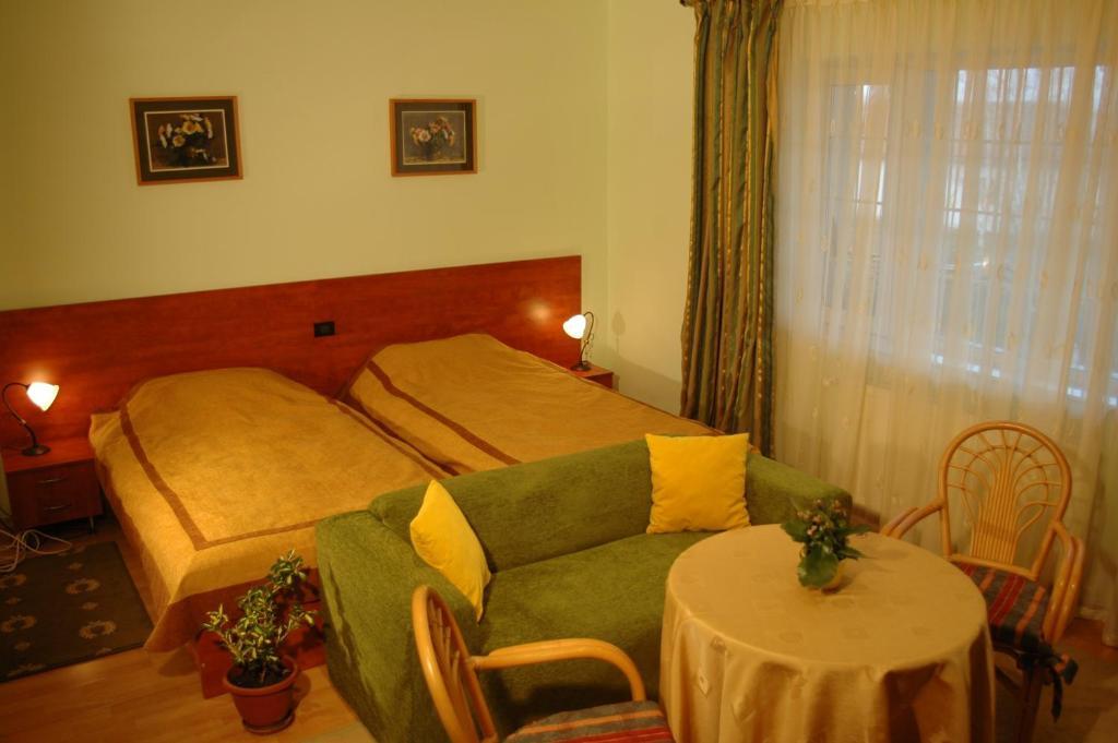 Country Club La Mesteceni Sebeş Oda fotoğraf