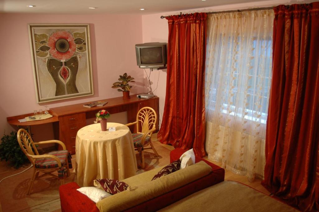 Country Club La Mesteceni Sebeş Oda fotoğraf